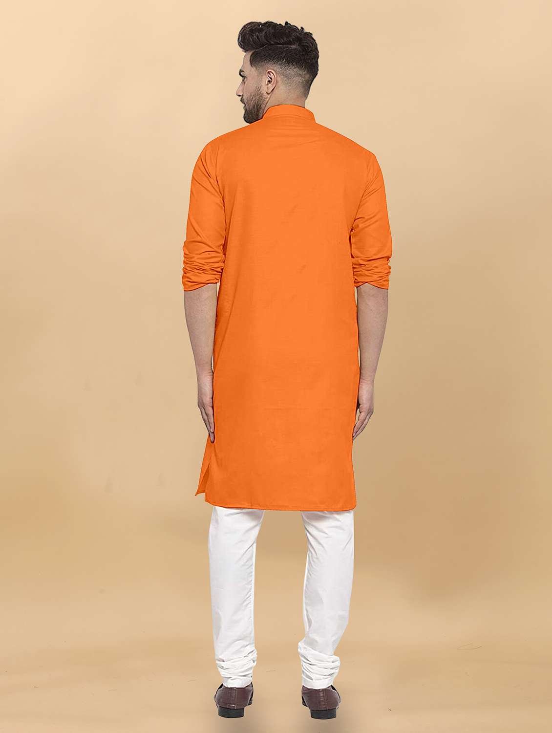 men pack of 2 solid mandarin neck long kurta - 21976893 -  Standard Image - 4