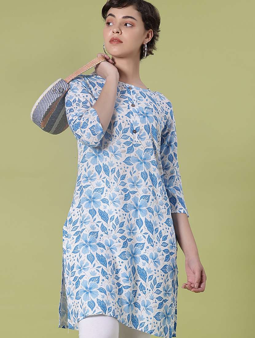 women three quarter sleeve straight kurta - 21977044 -  Standard Image - 4