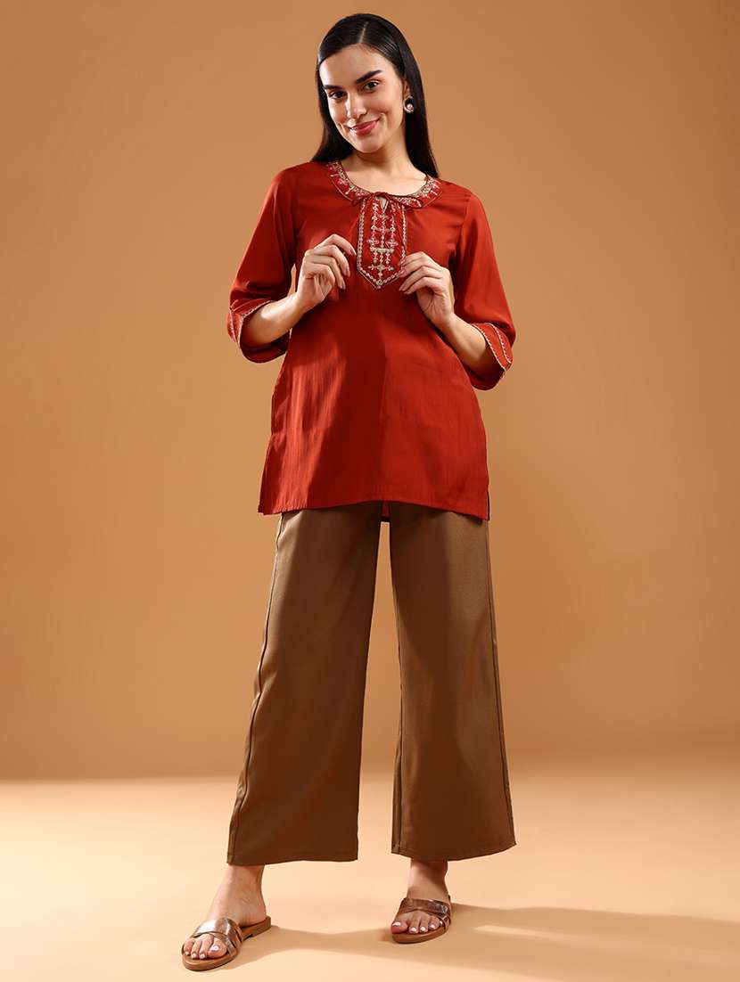 women printed three quarter sleeve kurti - 21977079 -  Standard Image - 4