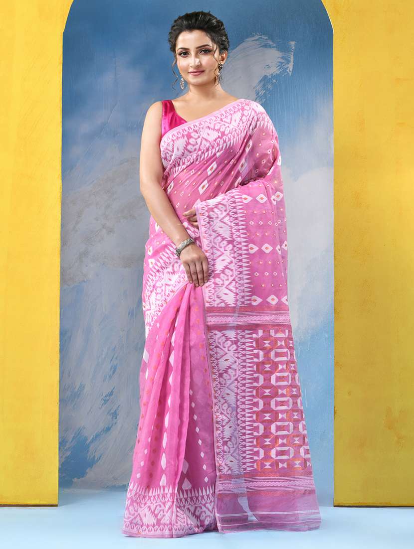 women self design jamdani saree