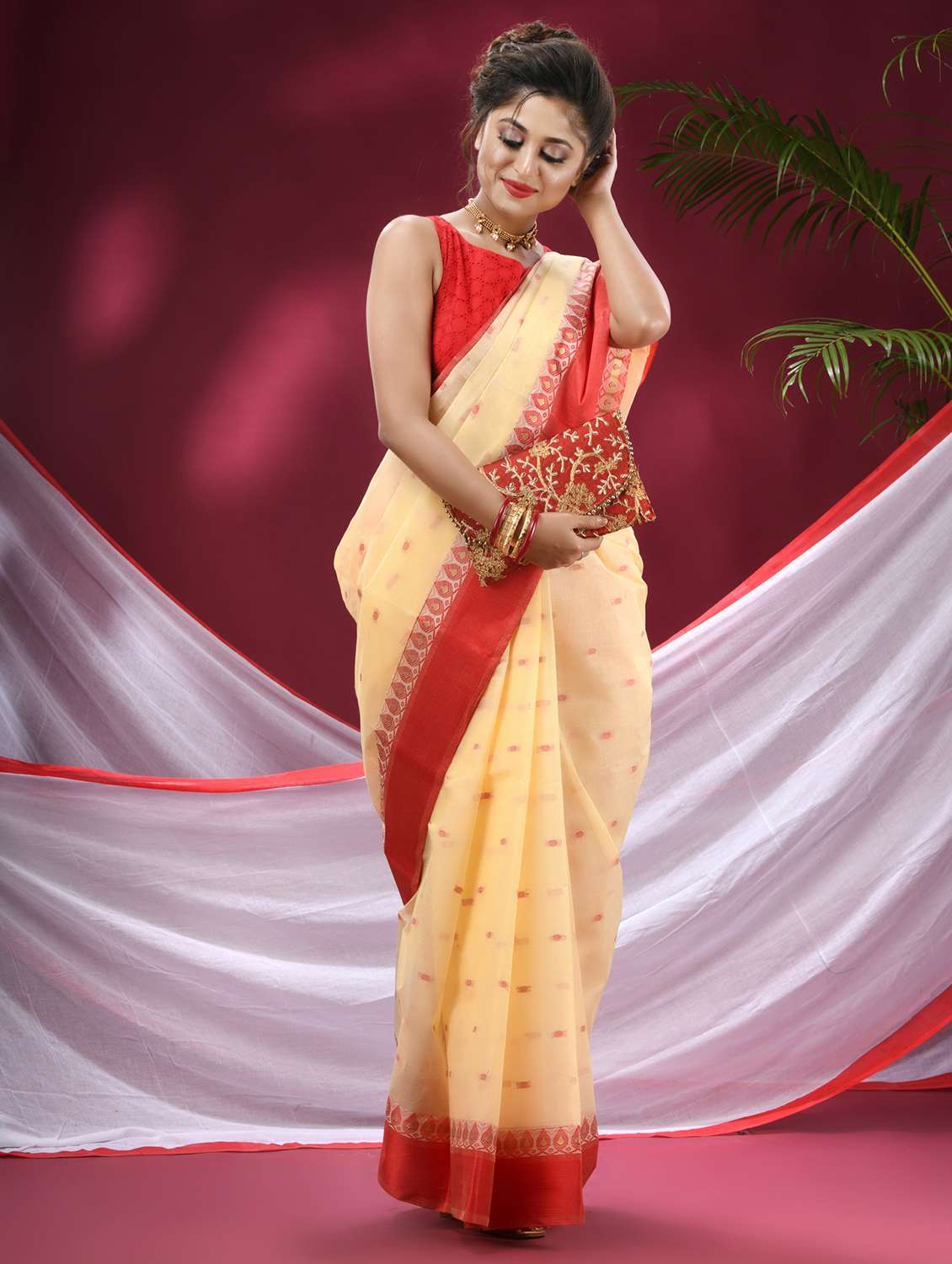 women self design handloom saree - 21977360 -  Standard Image - 1