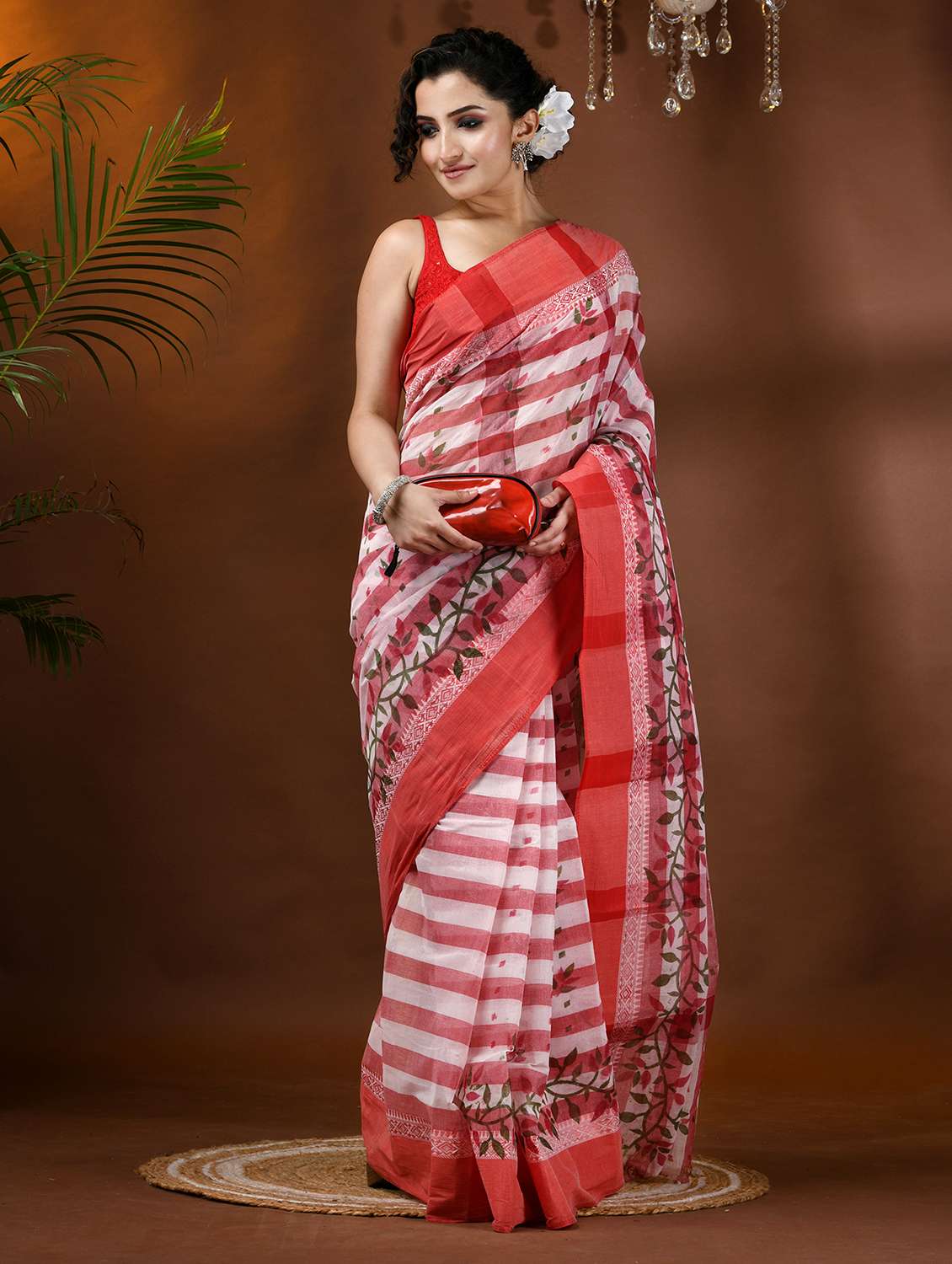 women printed handloom saree - 21977364 -  Standard Image - 1