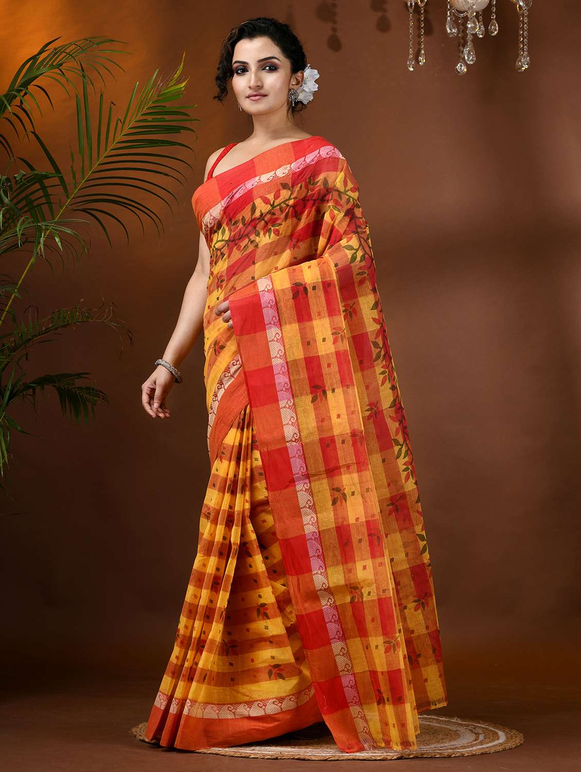 women printed handloom saree - 21977365 -  Standard Image - 1