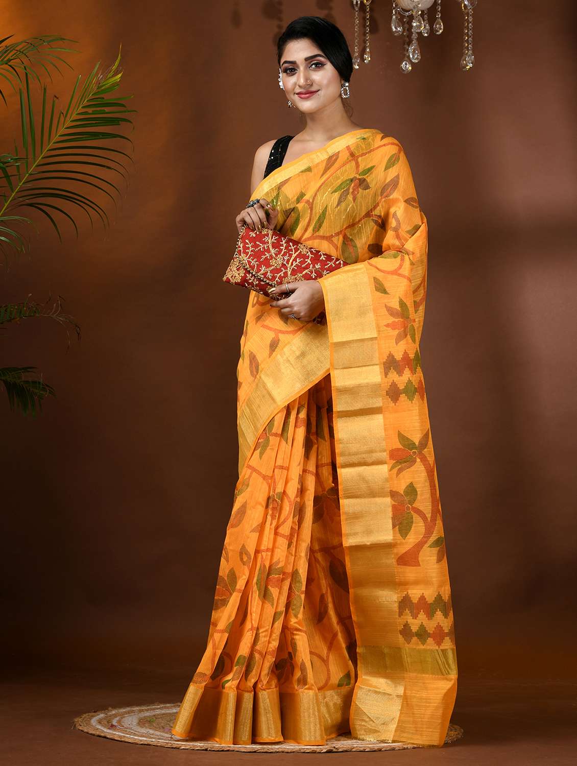 women printed handloom saree with blouse - 21977373 -  Standard Image - 1