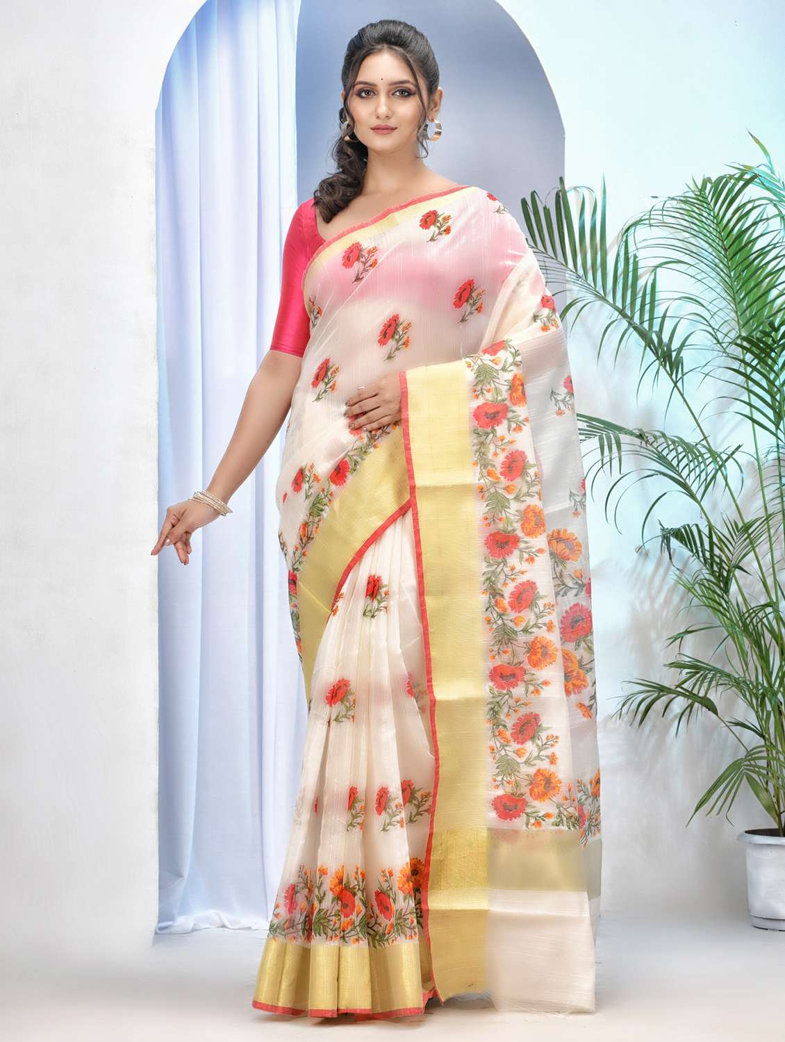 women floral bordered saree with blouse