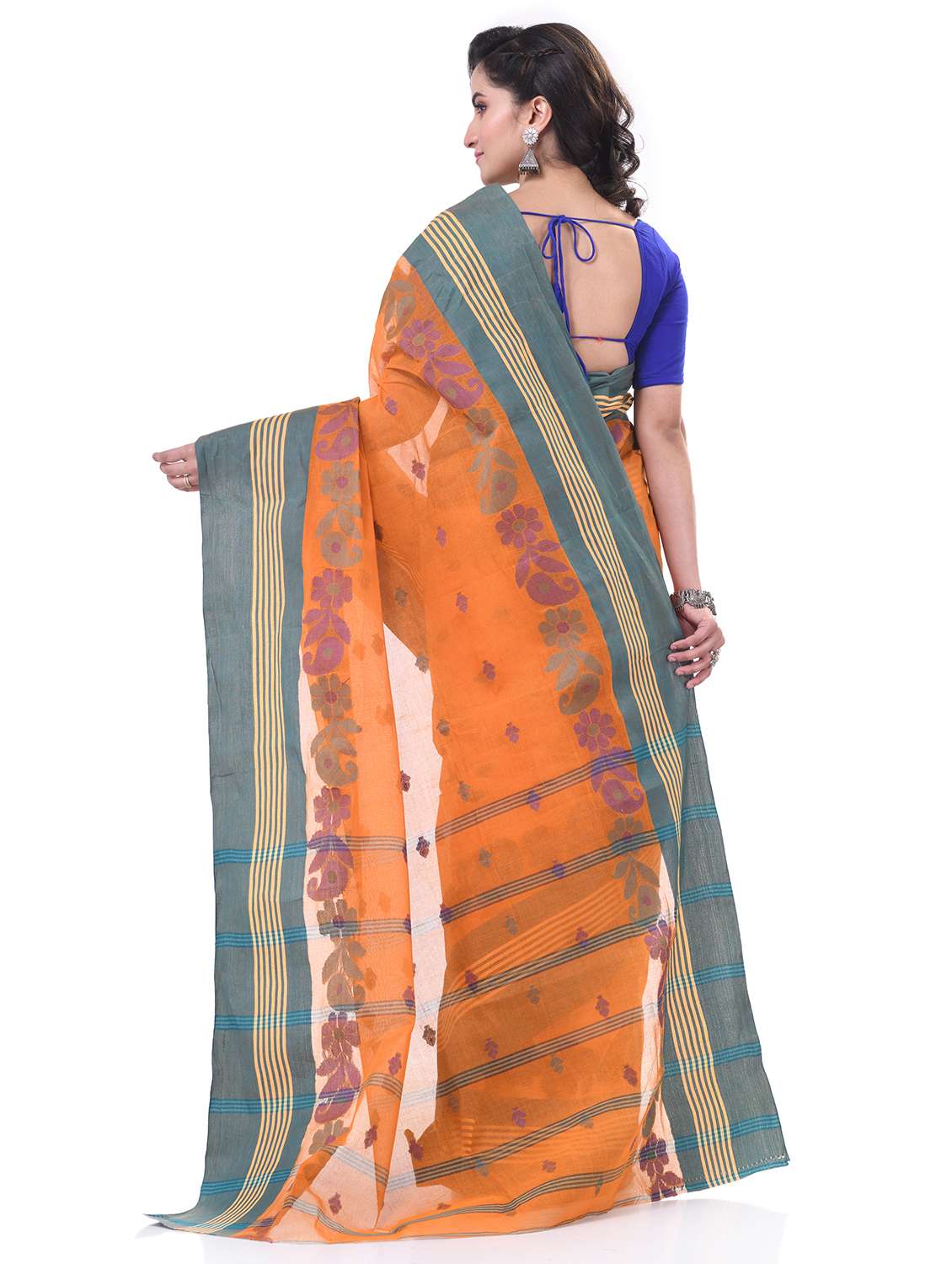 women self design handloom saree - 21977429 - Standard Image - 1