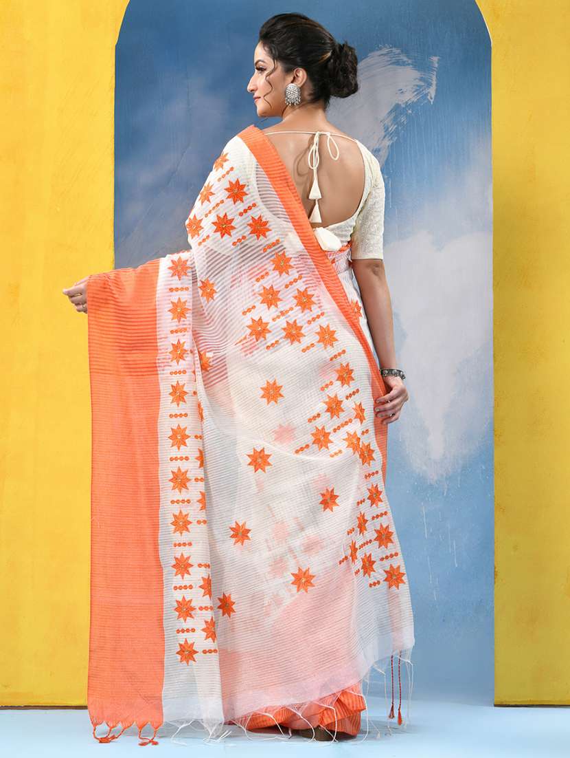 women floral handloom saree with blouse - 21977463 -  Standard Image - 1
