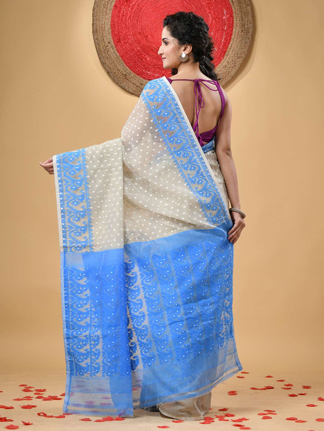 women self design jamdani saree - 21977473 - Standard Image - 1