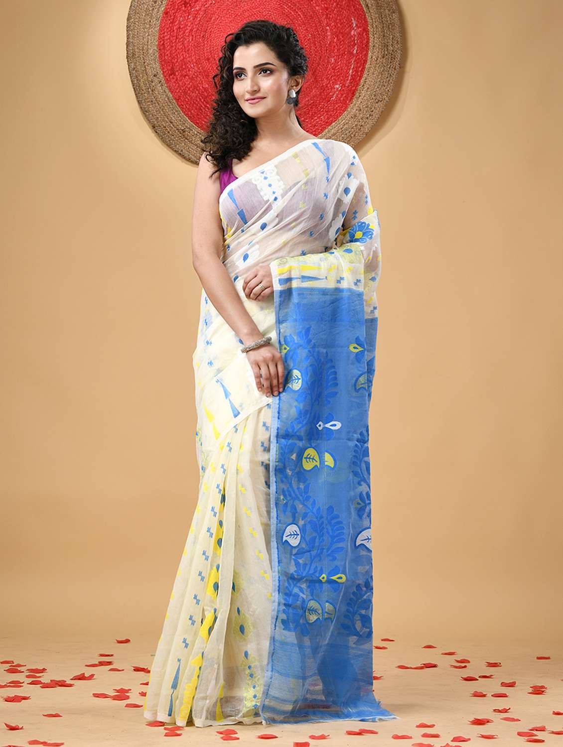 women self design jamdani saree