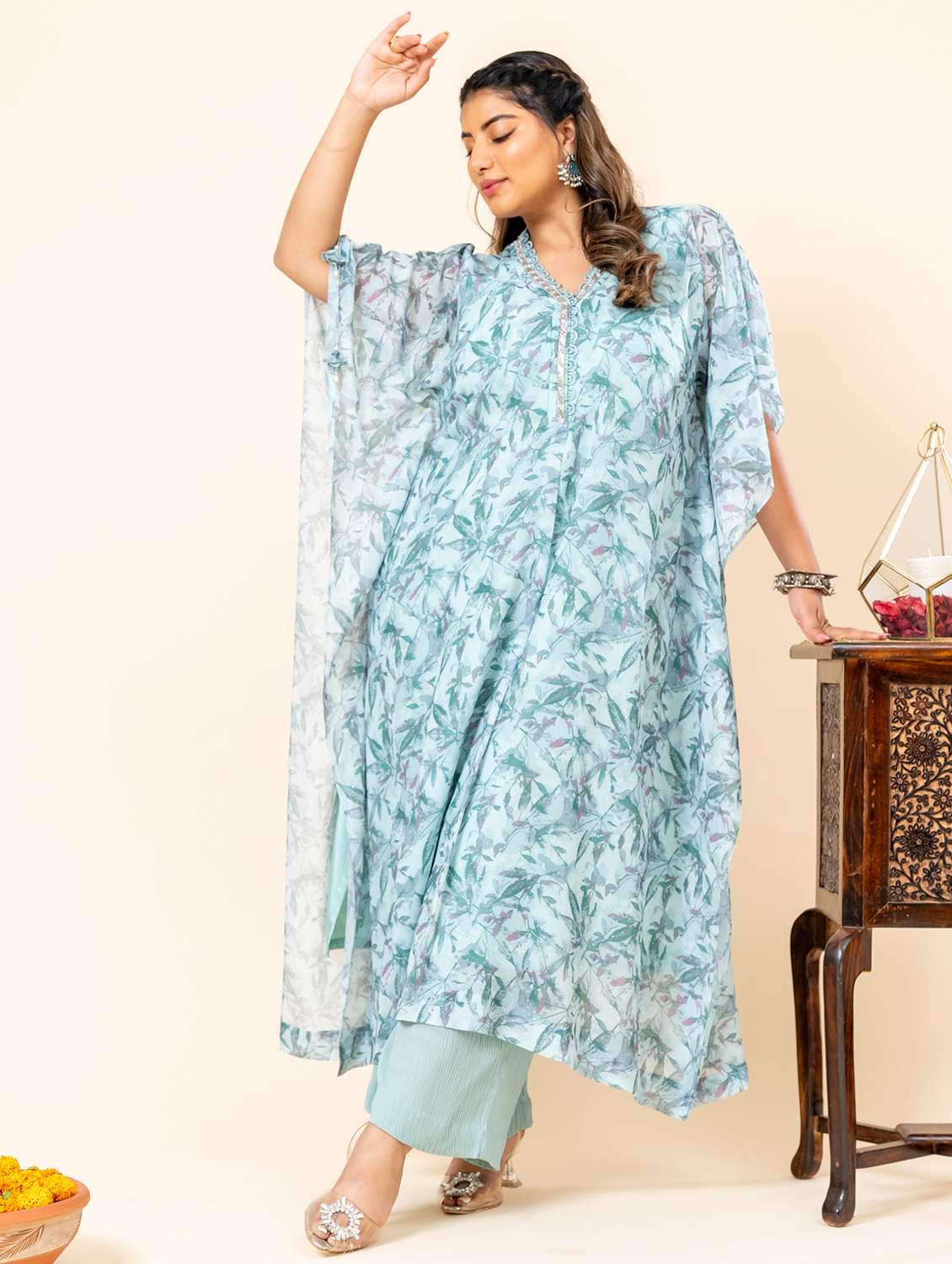 women printed kimono sleeve kaftan kurta pant set