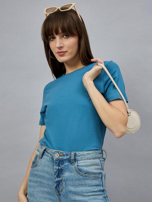 women solid short sleeve regular fit t-shirt - 21977825 - Standard Image - 0