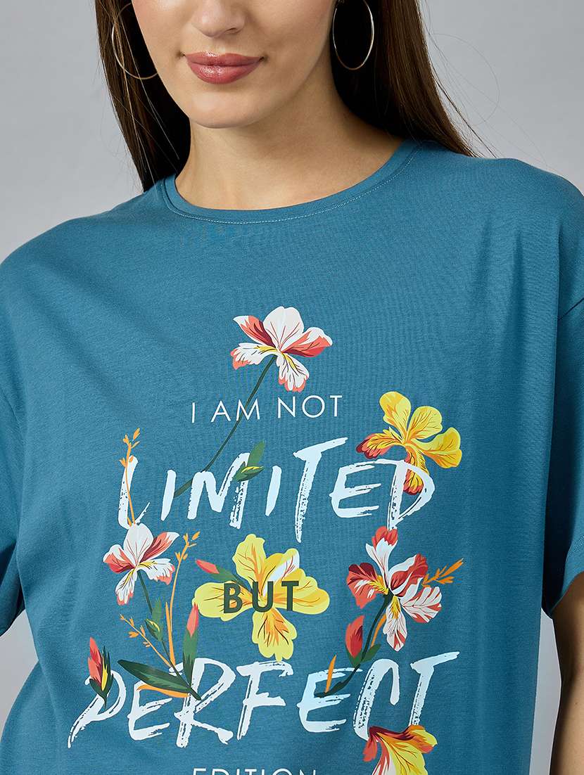 women printed short sleeve oversized t-shirt - 21977832 -  Standard Image - 4