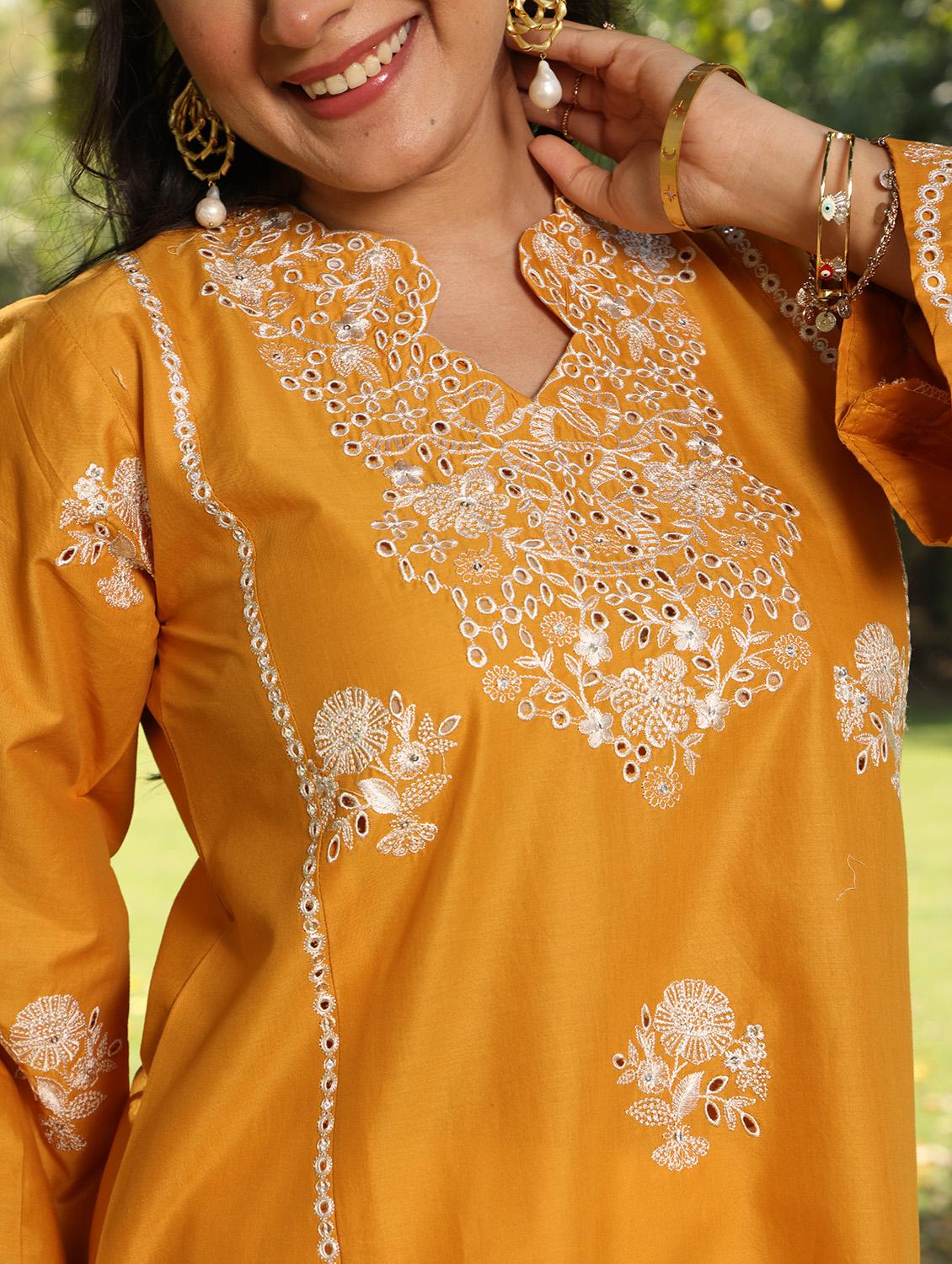 women solid with work long sleeve straight kurta - 21978032 - Standard Image - 4