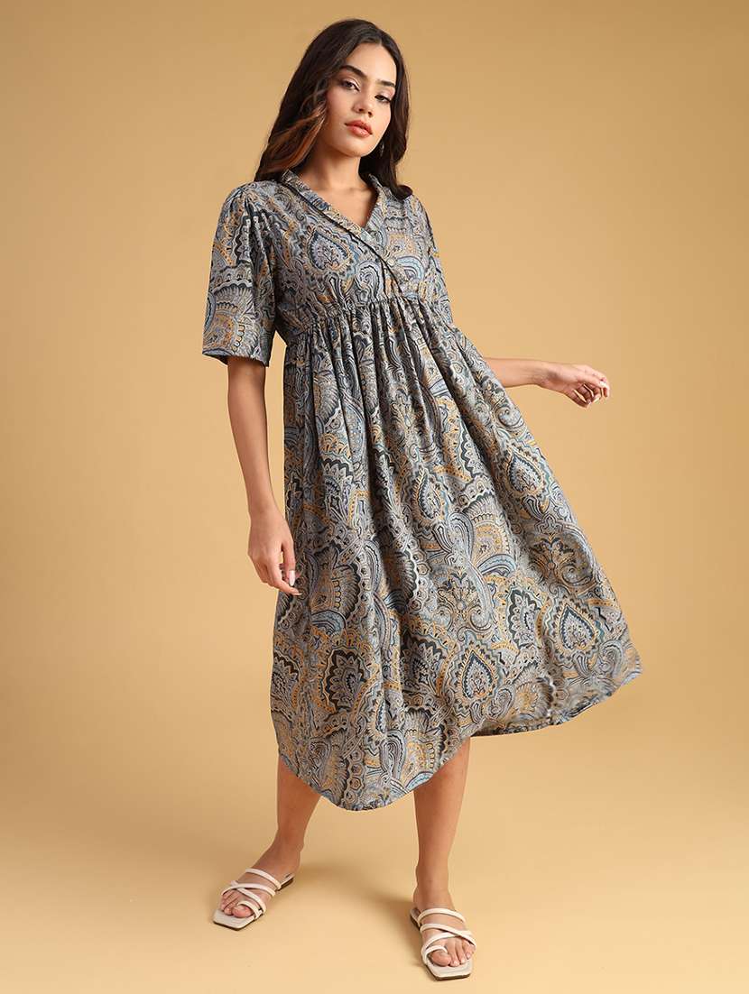 women printed short sleeve flared dress - 21978098 -  Standard Image - 1