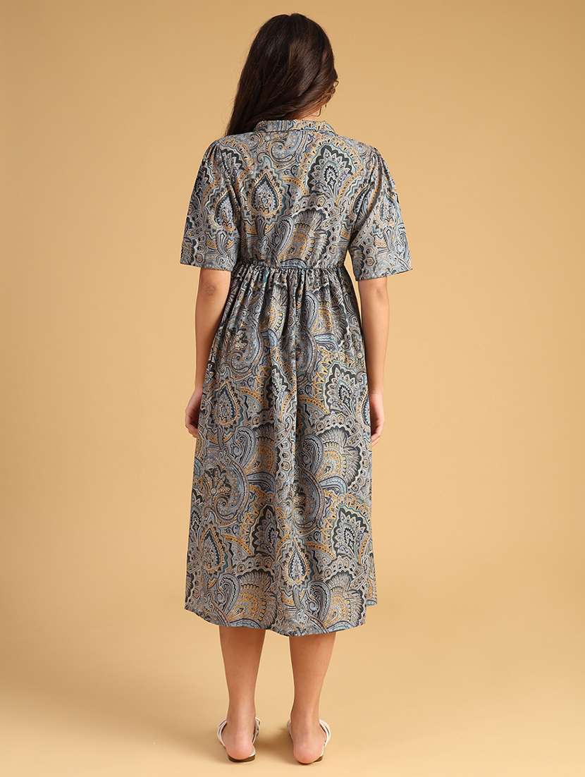 women printed short sleeve flared dress - 21978098 -  Standard Image - 4