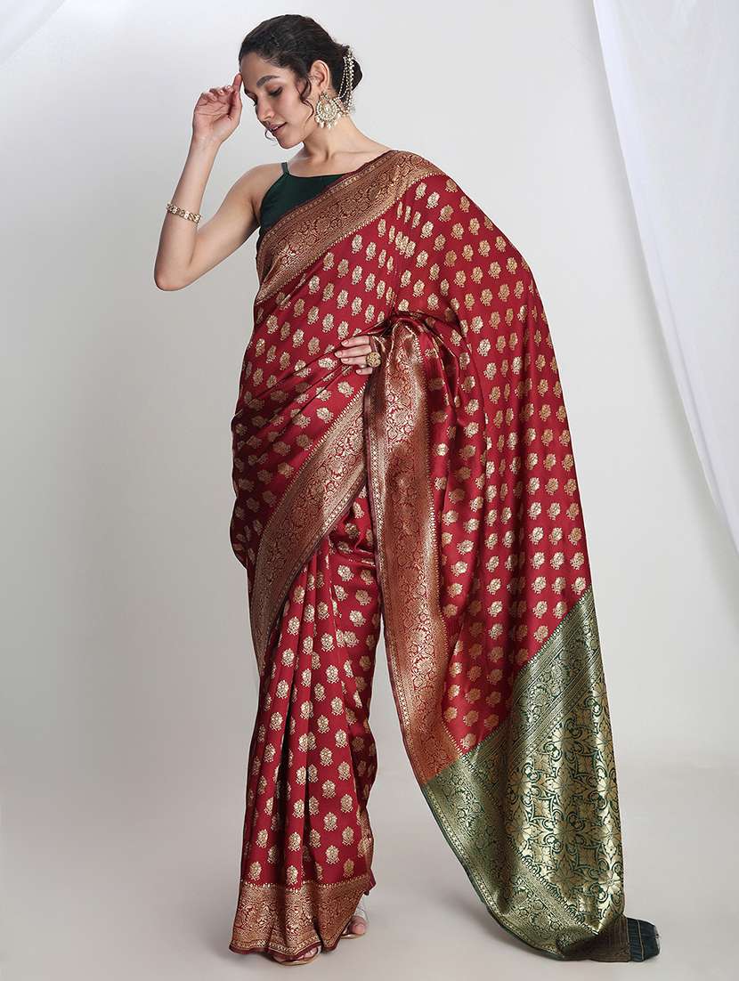 women self design banarasi saree with blouse