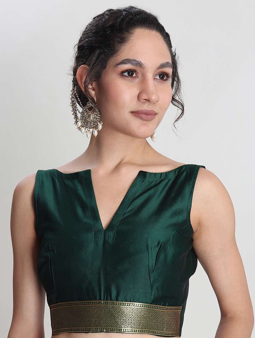 women self design banarasi saree with blouse - 21978348 -  Standard Image - 4