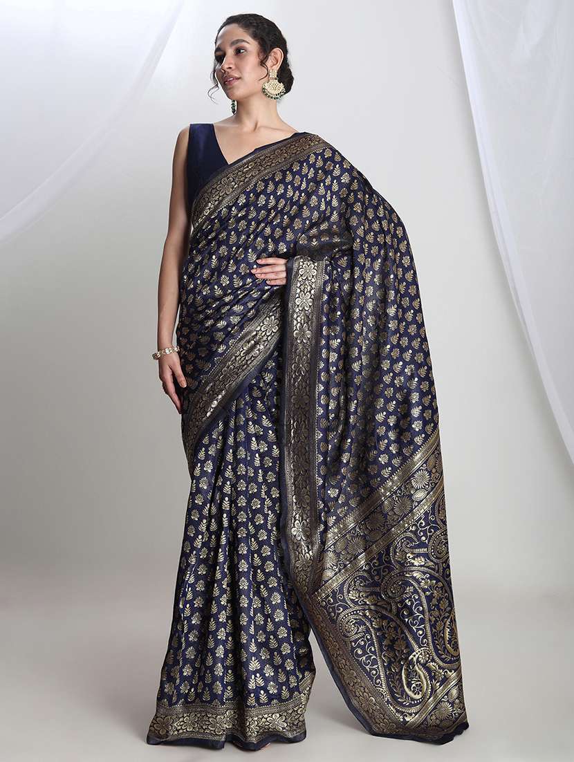 women self design banarasi saree with blouse