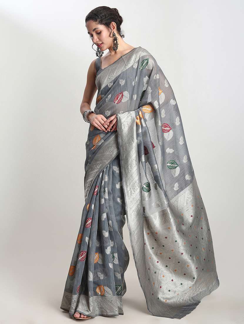 women self design bordered saree with blouse - 21978423 - Standard Image - 1