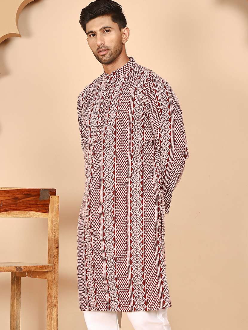 men embroidered mandarin neck long kurta - 21978480 - Standard Image - 4