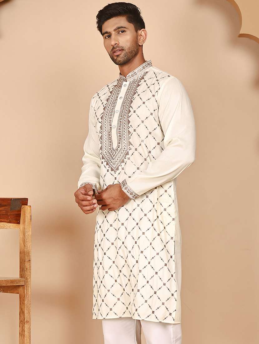 men embroidered mandarin neck long kurta - 21978498 -  Standard Image - 4