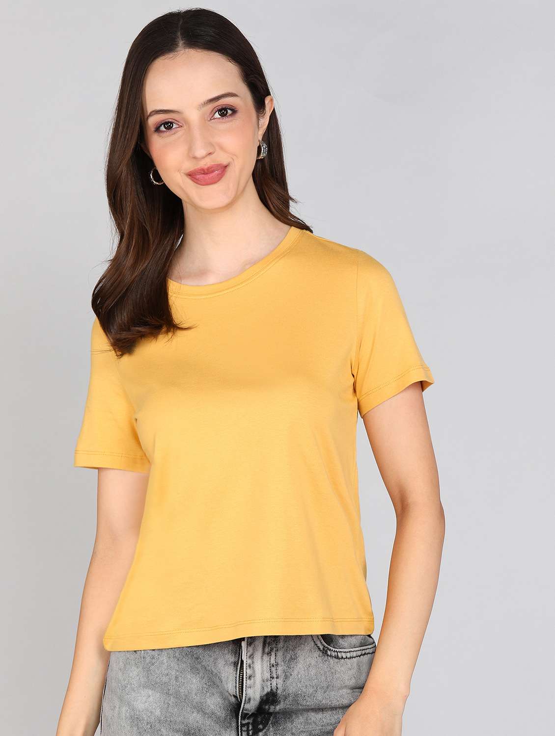 women solid short sleeve regular fit t-shirt