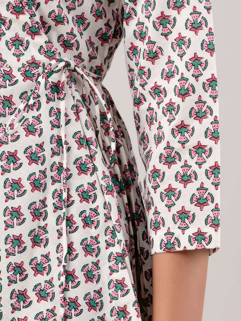 women printed three quarter sleeve angrakha kurti - 21978628 - Standard Image - 4