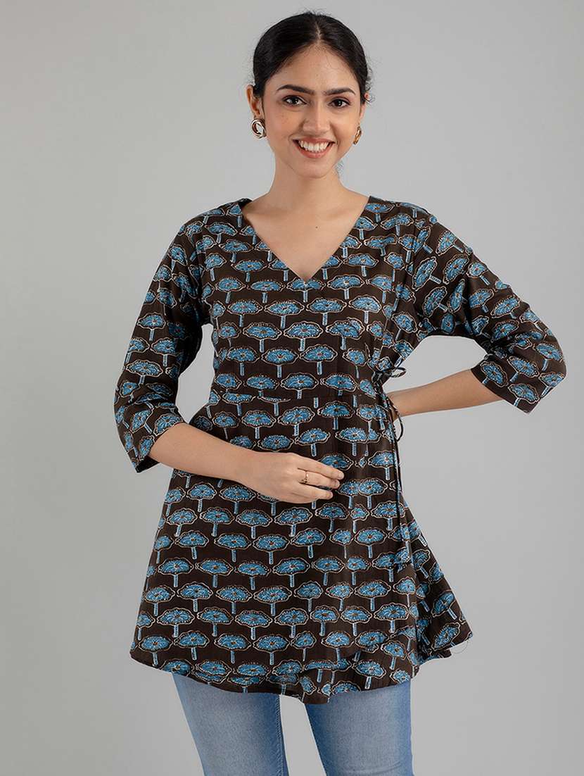 women printed three quarter sleeve angrakha kurti - 21978631 - Zoom Image - 0