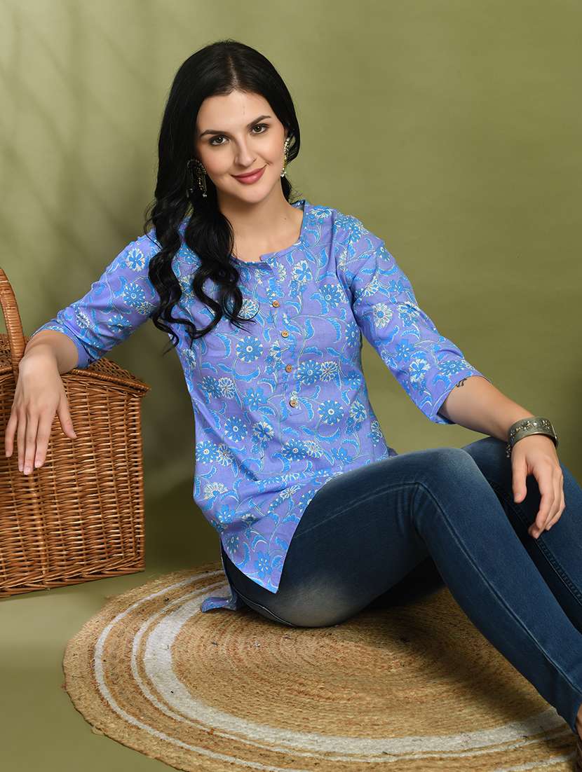 women printed three quarter sleeve straight kurti - 21979034 -  Standard Image - 4
