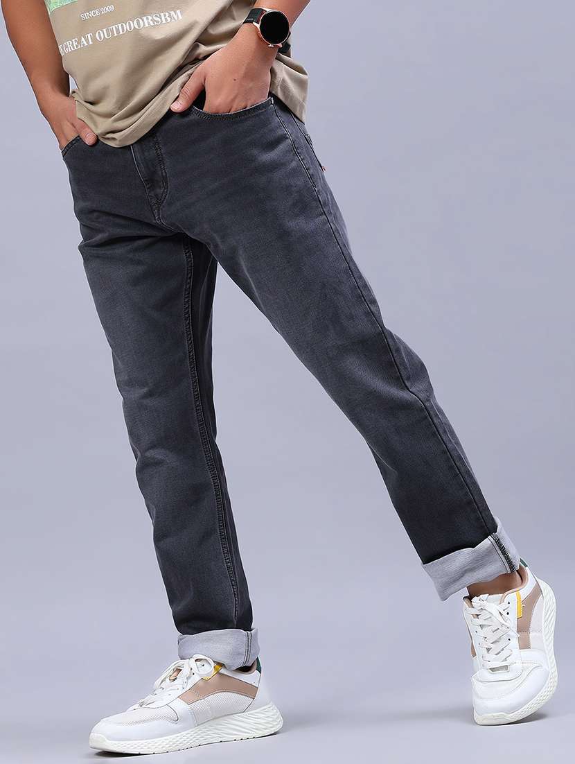men solid mid rise tapered fit jeans