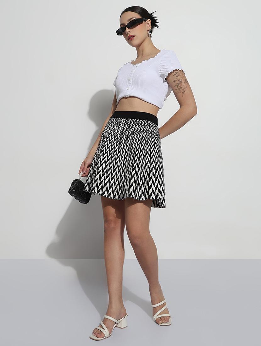 women printed high rise flared skirt - 21979746 - Standard Image - 4