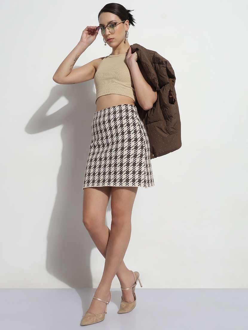 women houndstooth print high rise bodycon skirt - 21979747 - Standard Image - 4