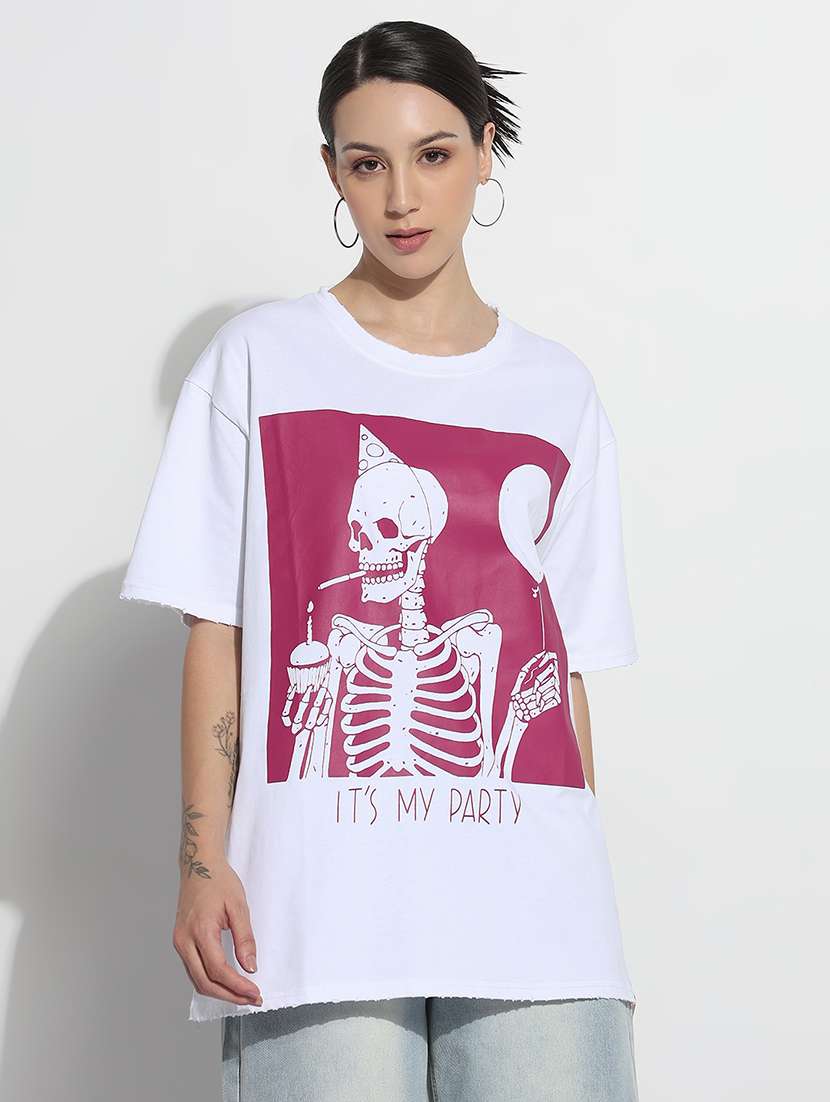 women printed short sleeve oversized t-shirt - 21979761 -  Standard Image - 1