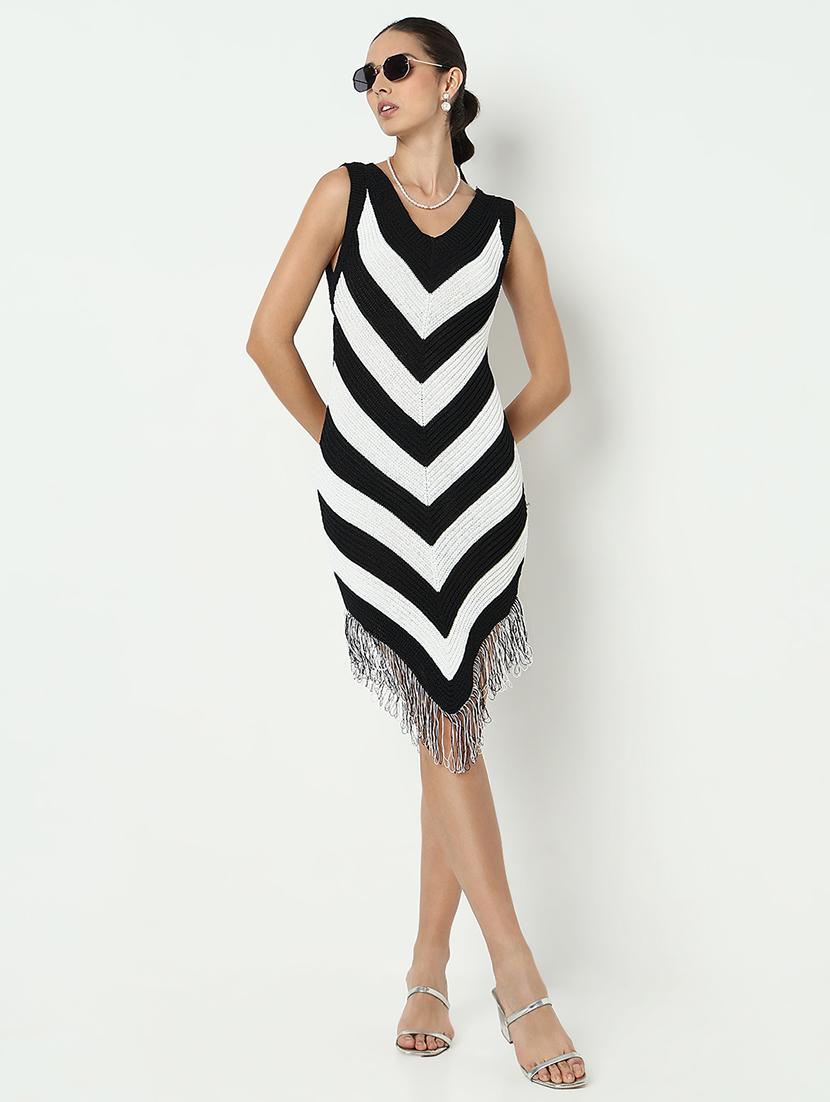 women striped sleeveless asymmetric dress - 21979872 - Standard Image - 4