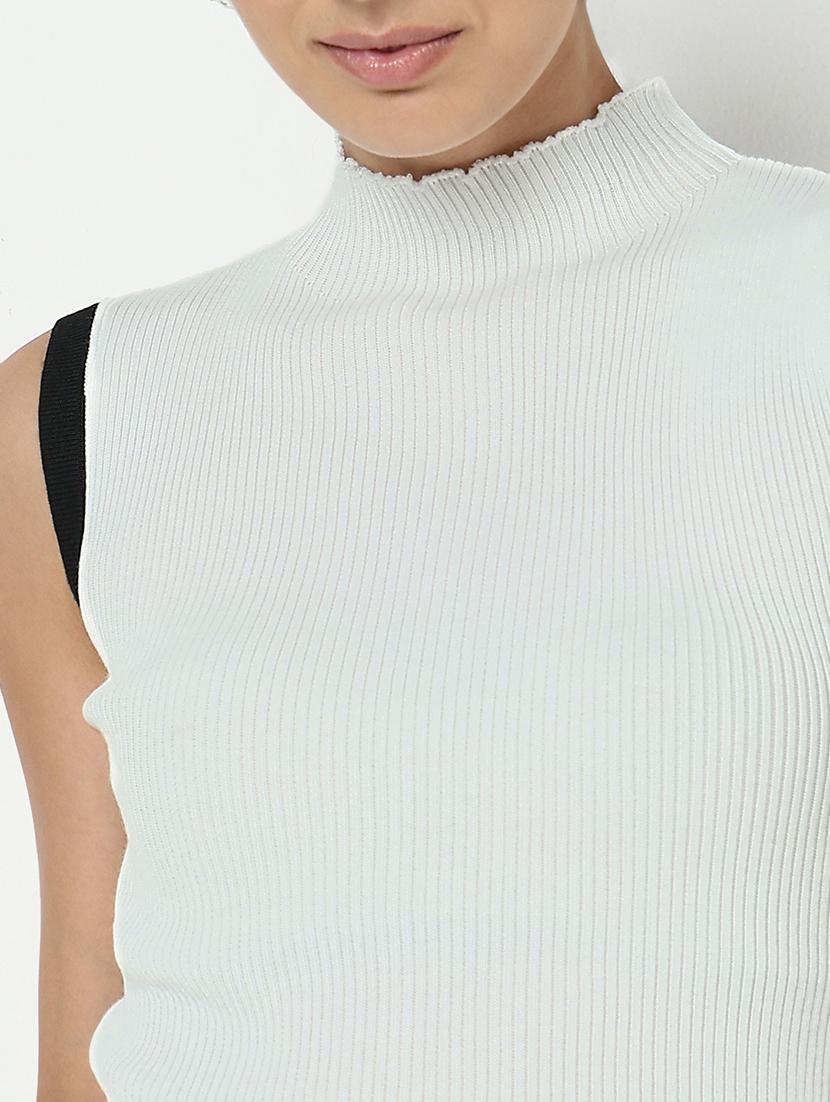 women white solid sleeveless bodycon dress - 21979873 - Standard Image - 4