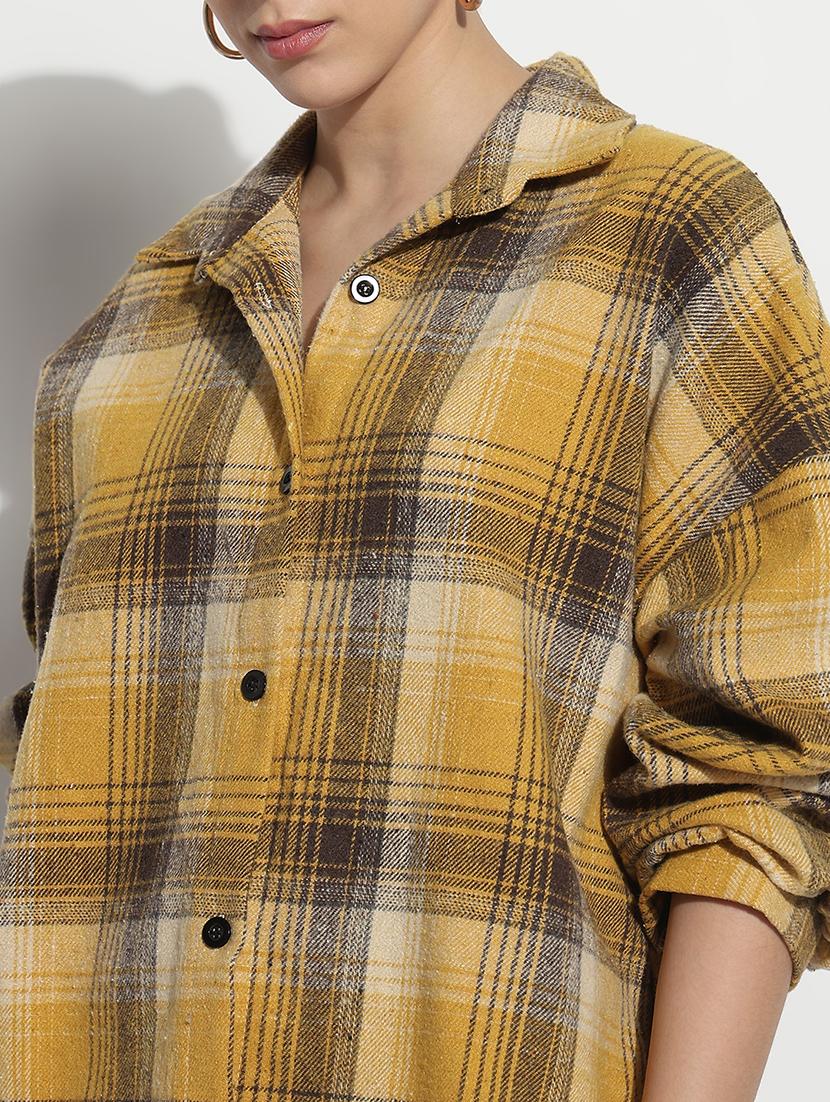 women checkered long sleeve collared oversized shirt - 21979942 - Standard Image - 4