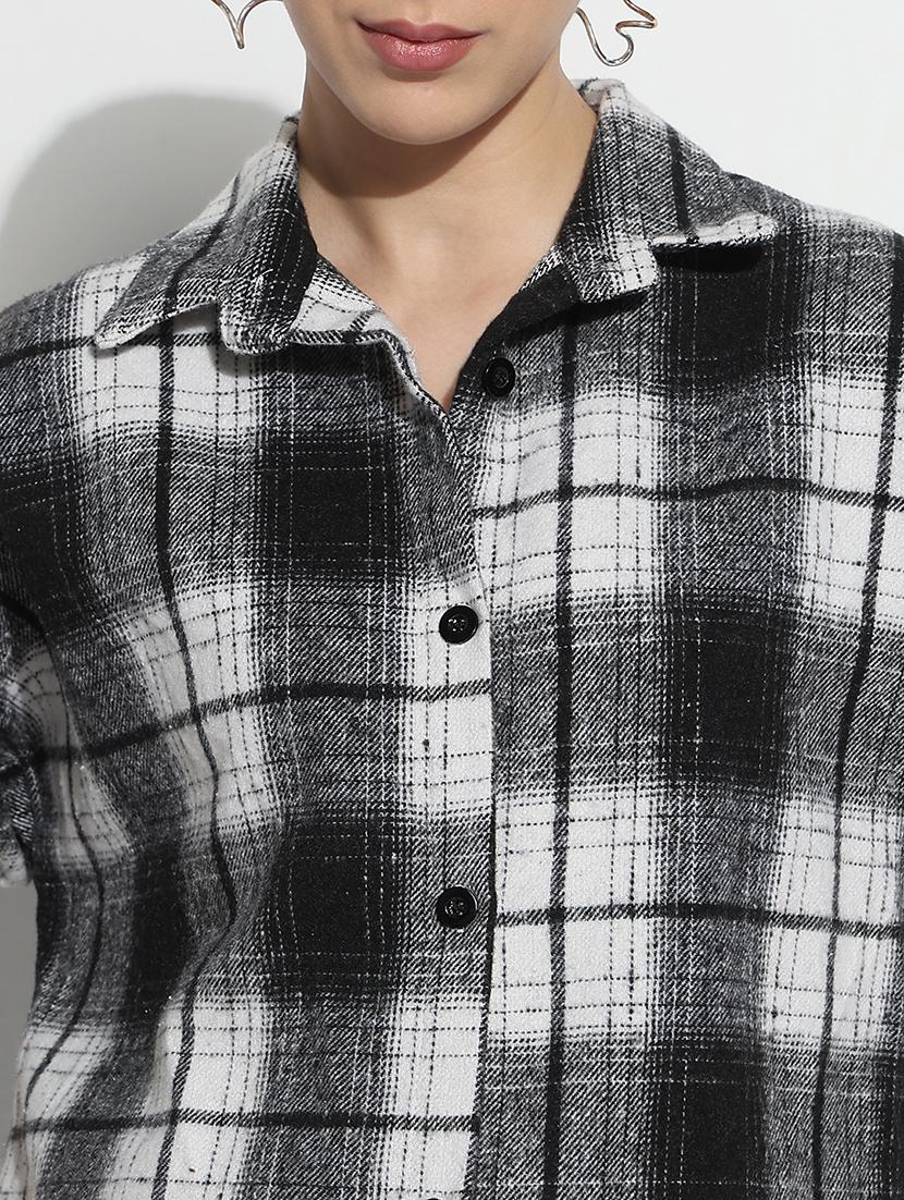 women checkered long sleeve collared oversized shirt - 21979944 - Standard Image - 4