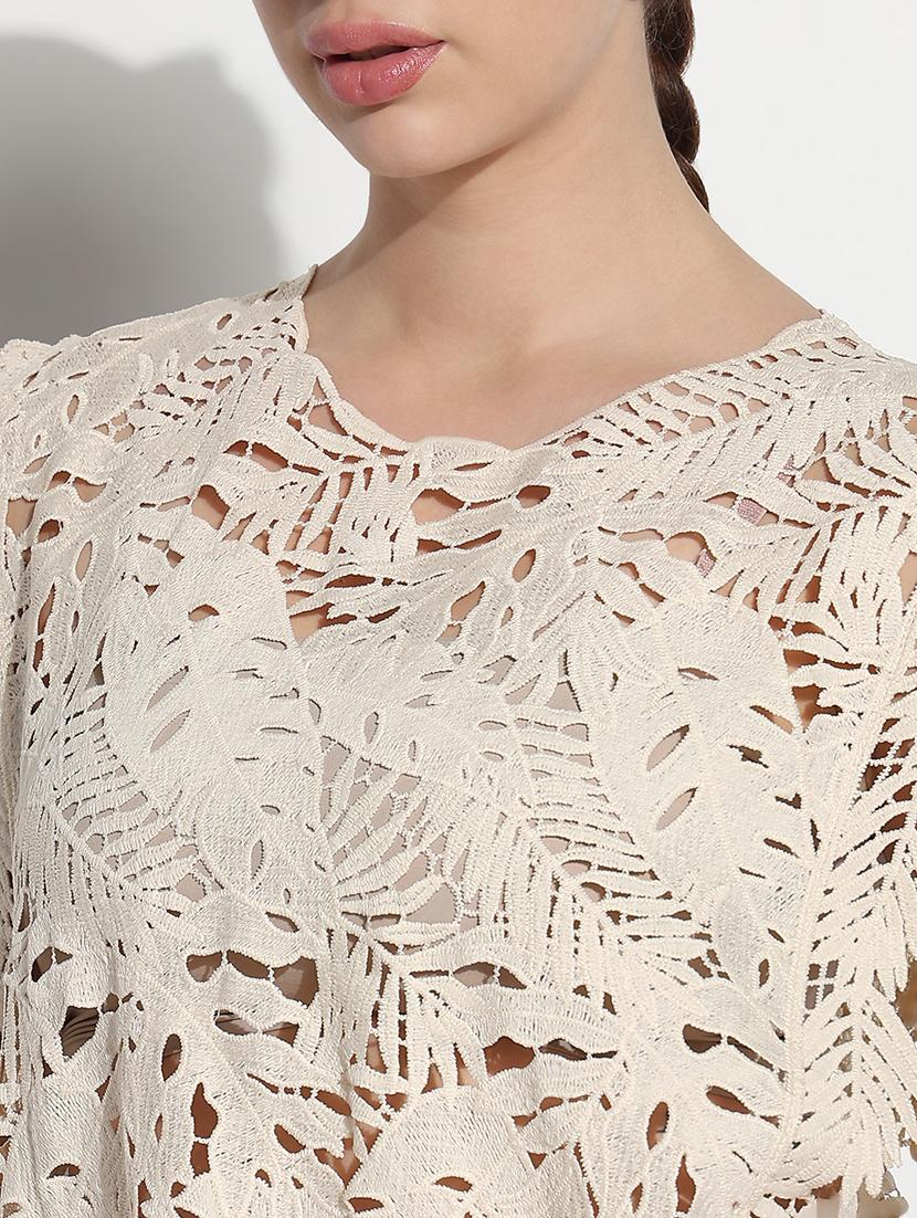 women self designed sleevelelss asymmetric lace top - 21979988 - Standard Image - 4
