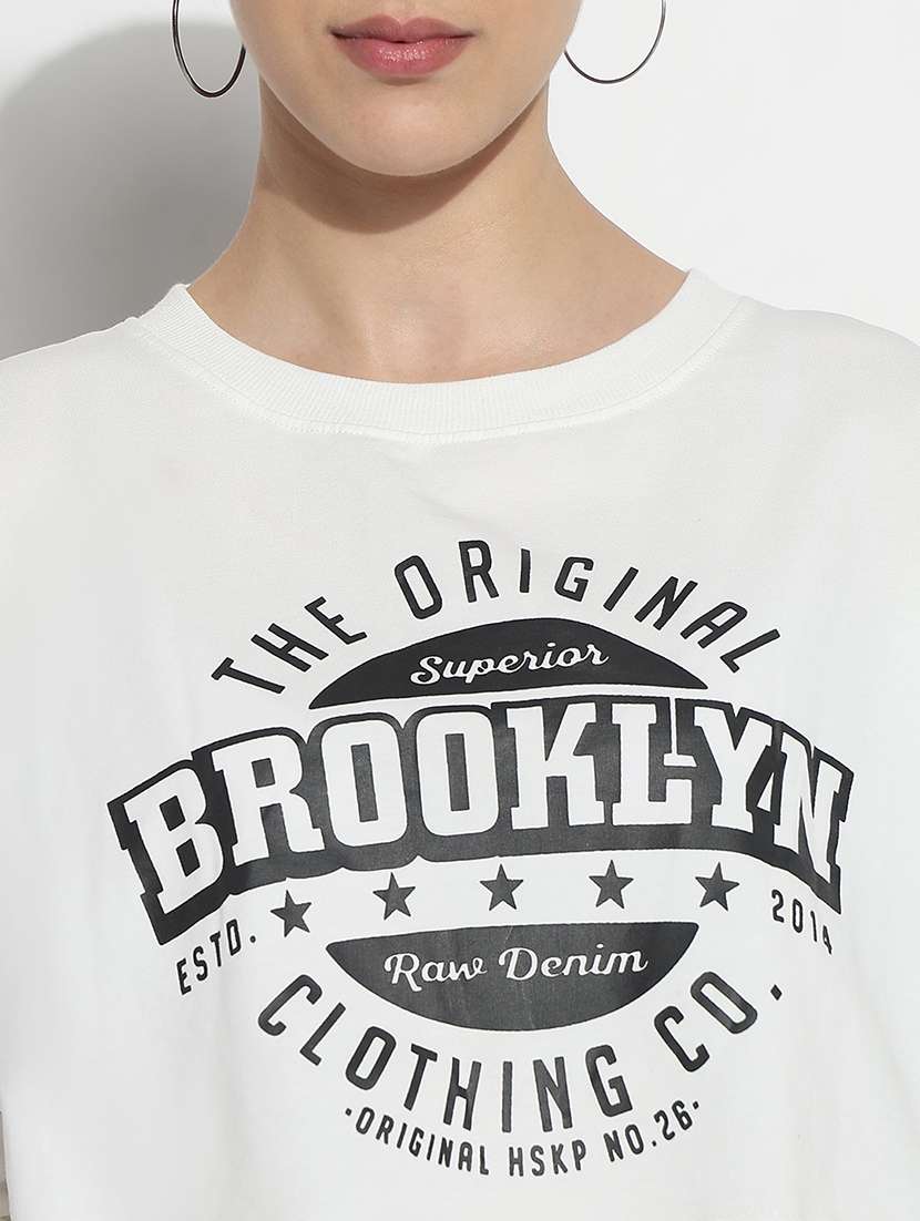 women printed long sleeve crop sweatshirt - 21979999 -  Standard Image - 4