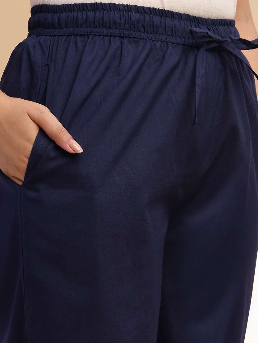 women printed three quarter sleeve kurta palazzo set - 21980043 -  Standard Image - 4