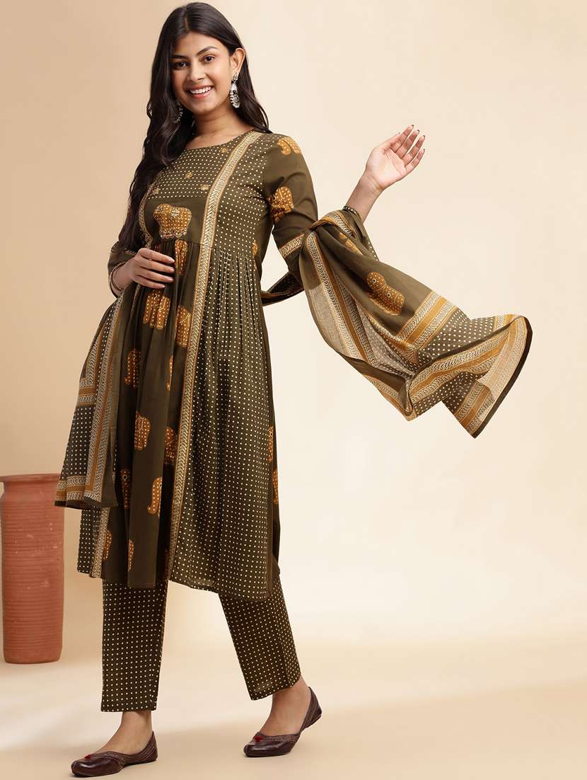 women three quarter sleeve kurta pant with dupatta set - 21980049 -  Standard Image - 1