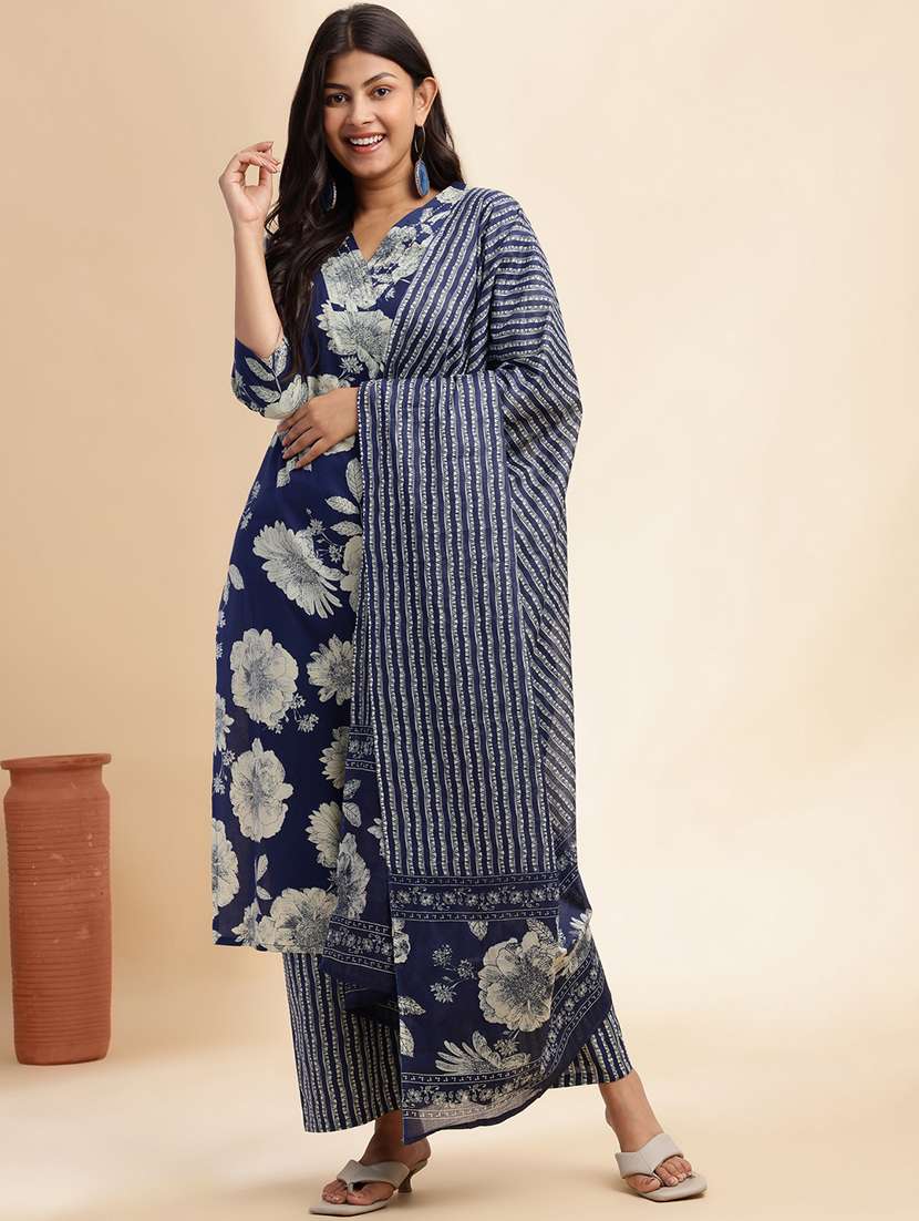 women three quarter sleeve kurta pant with dupatta set - 21980056 -  Standard Image - 1