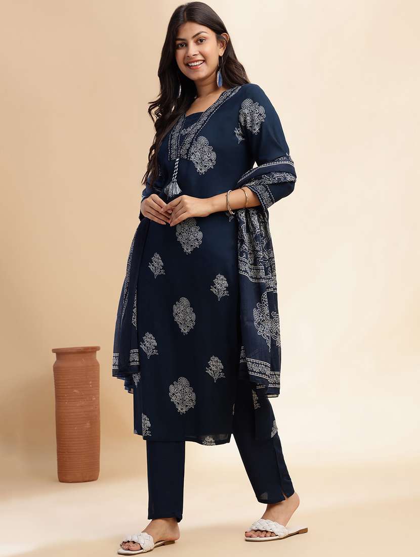 women three quarter sleeve kurta pant with dupatta set