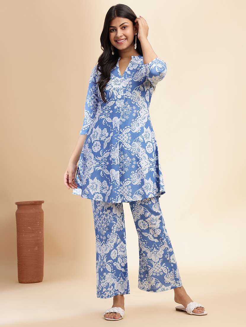 women printed three quarter sleeve ethnic co-ord set