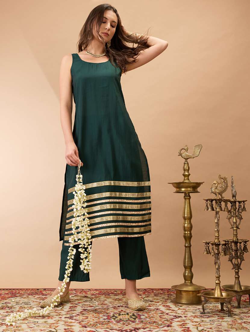 women green sleeveless round neck gotta lace hem straight kurta with pant festive set