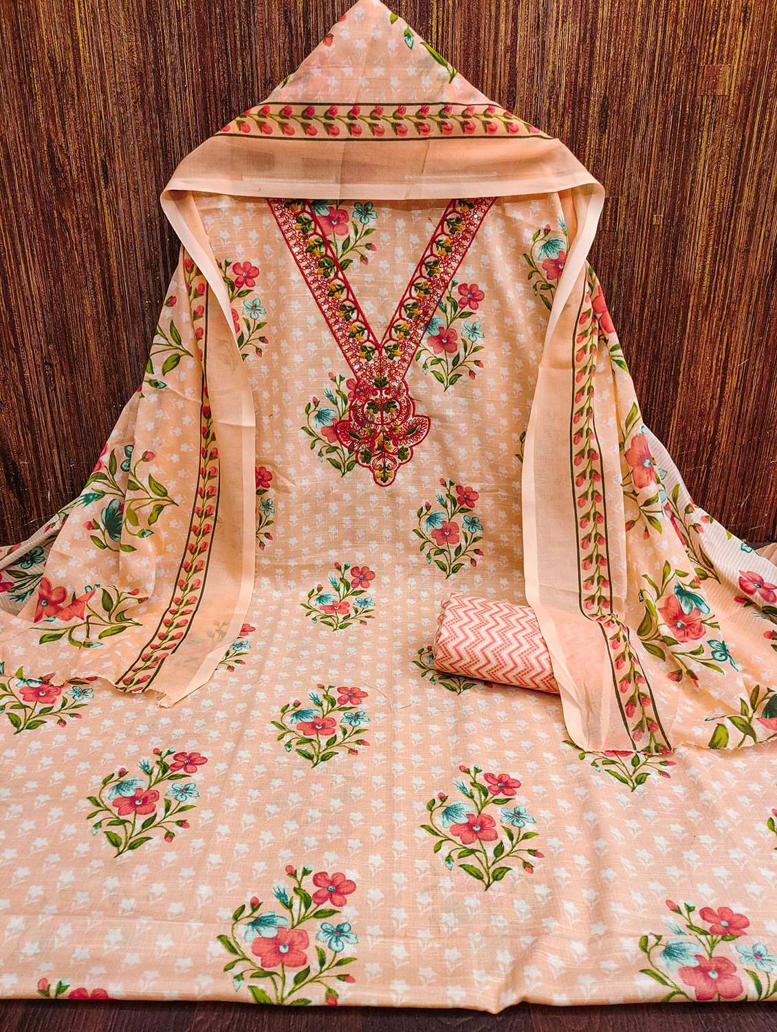 women floral embroidered unstitched suit set - 21980349 -  Zoom Image - 0