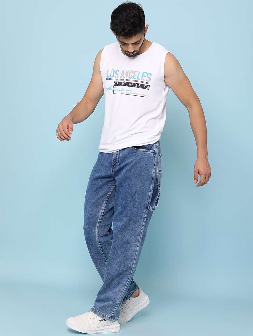 Men Plain Mid Rise Full Length Straight Jeans - 21980797 -  Standard Image - 4