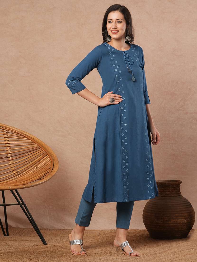 women printed tie-up neck a-line kurta with pocket - 21980937 -  Standard Image - 1