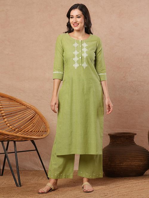 women solid with work three quarter sleeve straight kurta - 21980947 - Standard Image - 0
