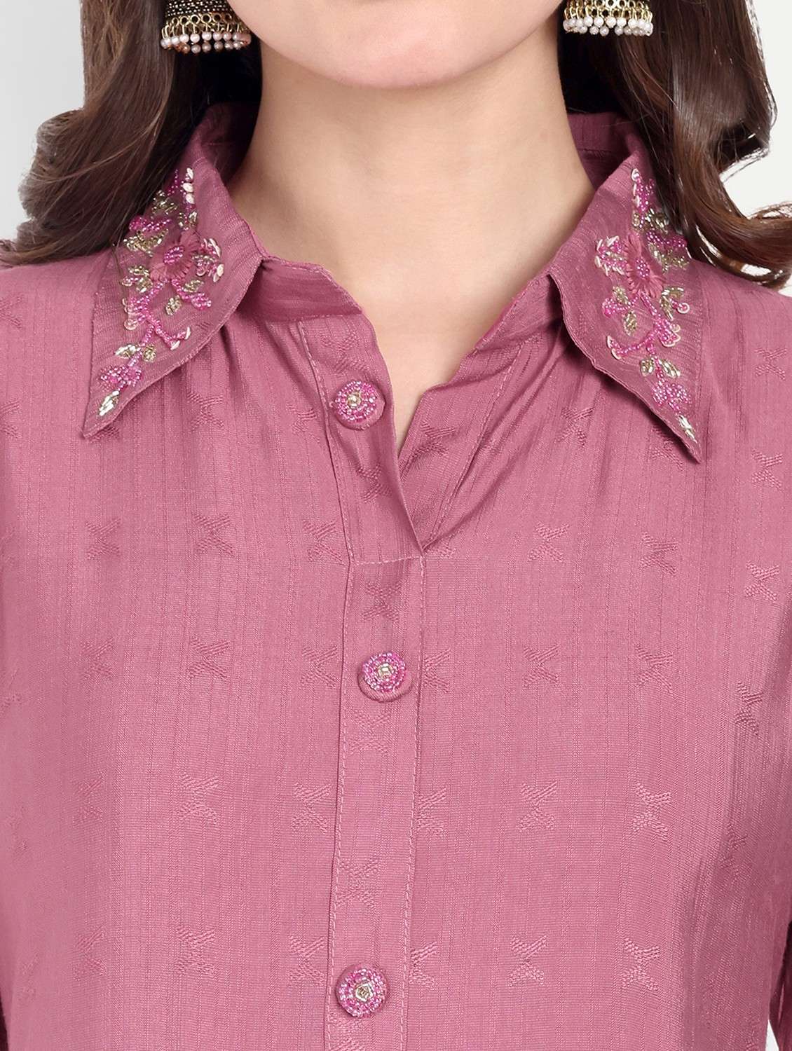 women self designed three quarter sleeve kurta - 21981050 - Standard Image - 4